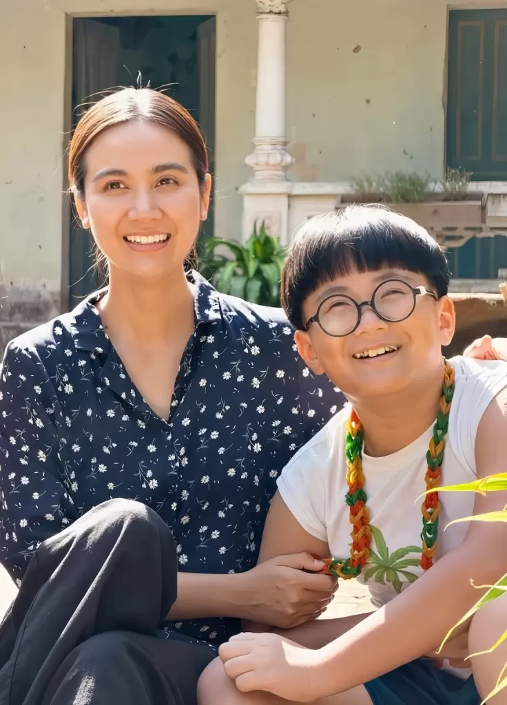 越南電視劇《無頂之家》童星敏小演繹父子離別戲獲觀眾認可