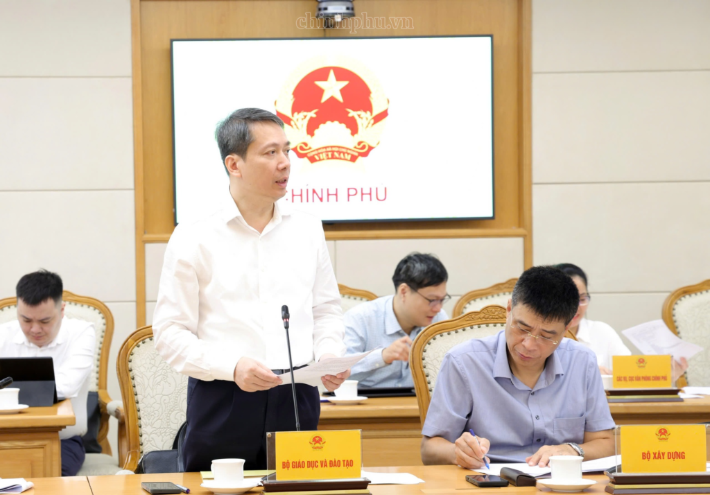 越南副总理要求10月内完成剩余战略技术任务审批 · 报道配图