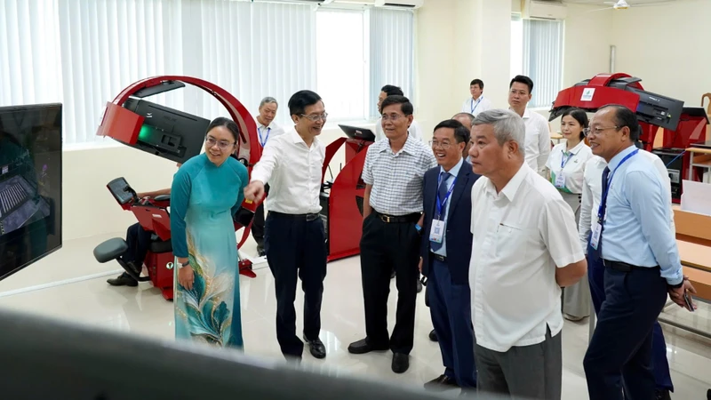 越南石油行业第九届职业技能大赛在胡志明市开幕 · 报道配图