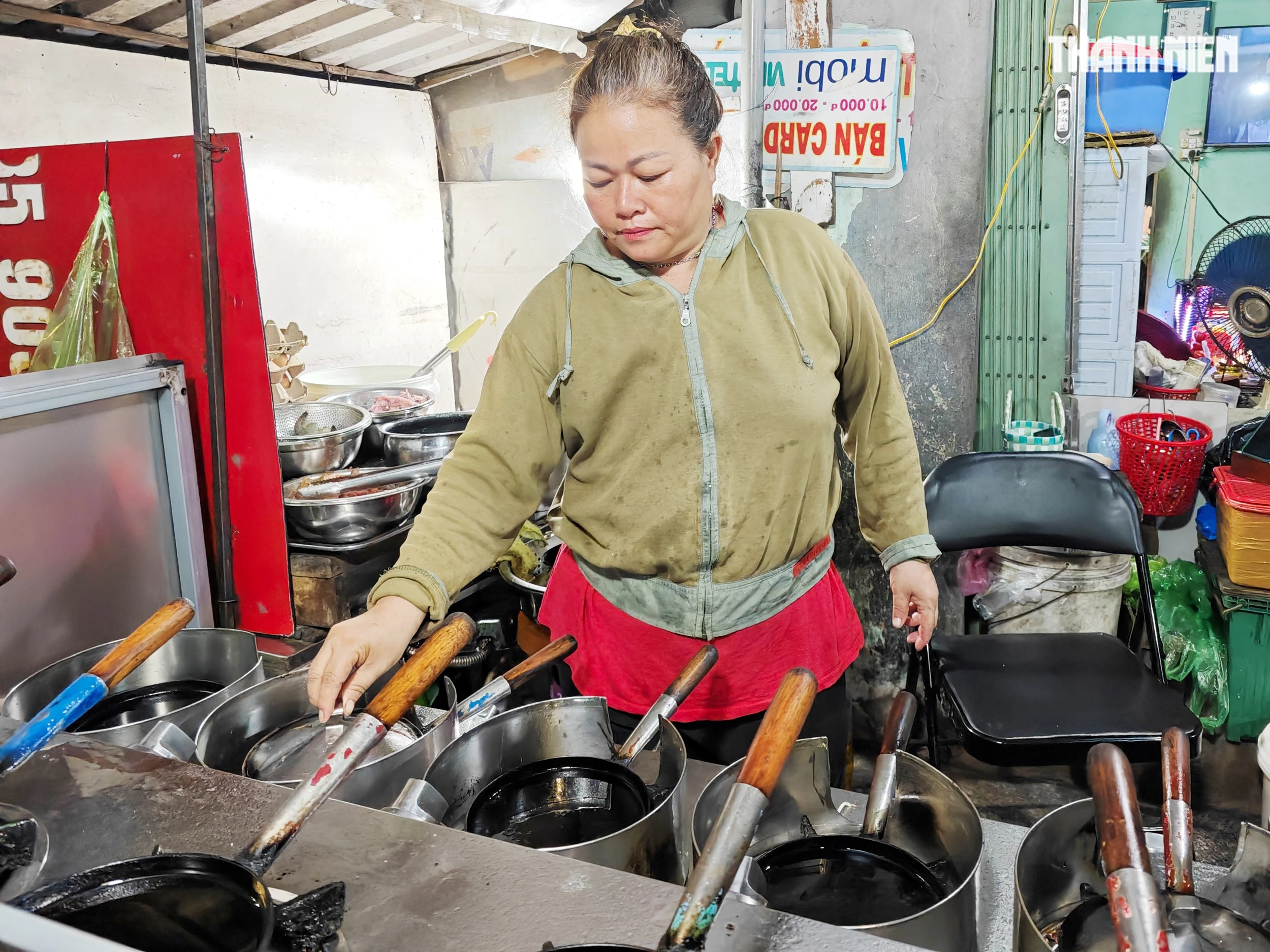 归仁近60年煎饼店由女儿接手延续母亲手艺 · 报道配图