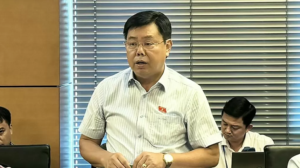 越南内政部长称乡坊过小可提议合并、过大可提议拆分