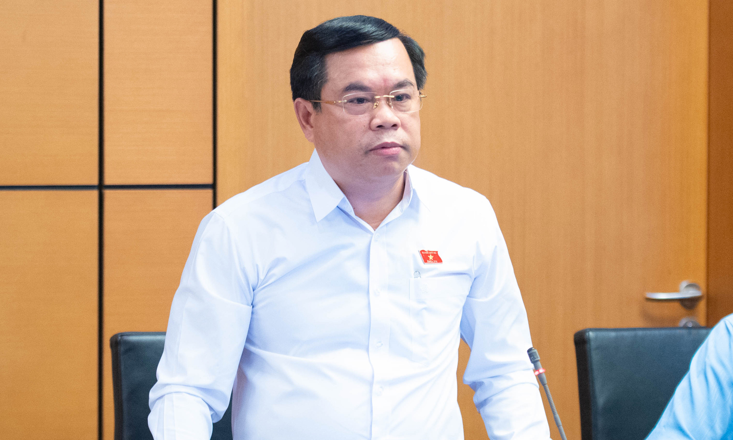越南教育部要求高校排查“分数膨胀”，不得设优良毕业率指标 · 报道配图