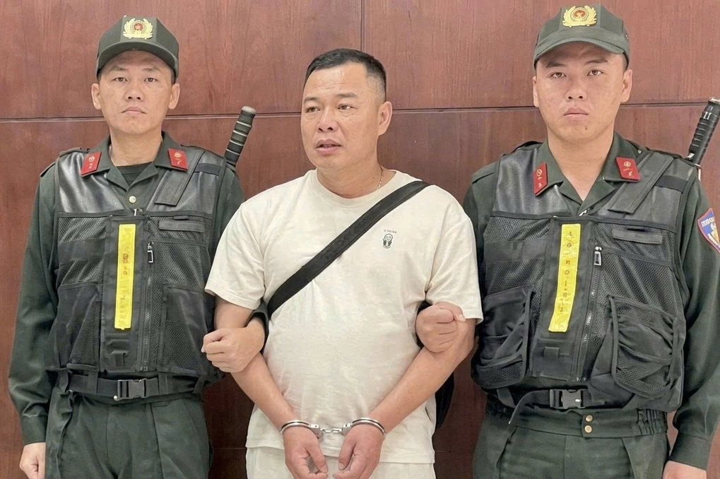 胡志明市警方以侵犯工業產權為由逮捕中國籍男子孫鵬 · 報道配圖