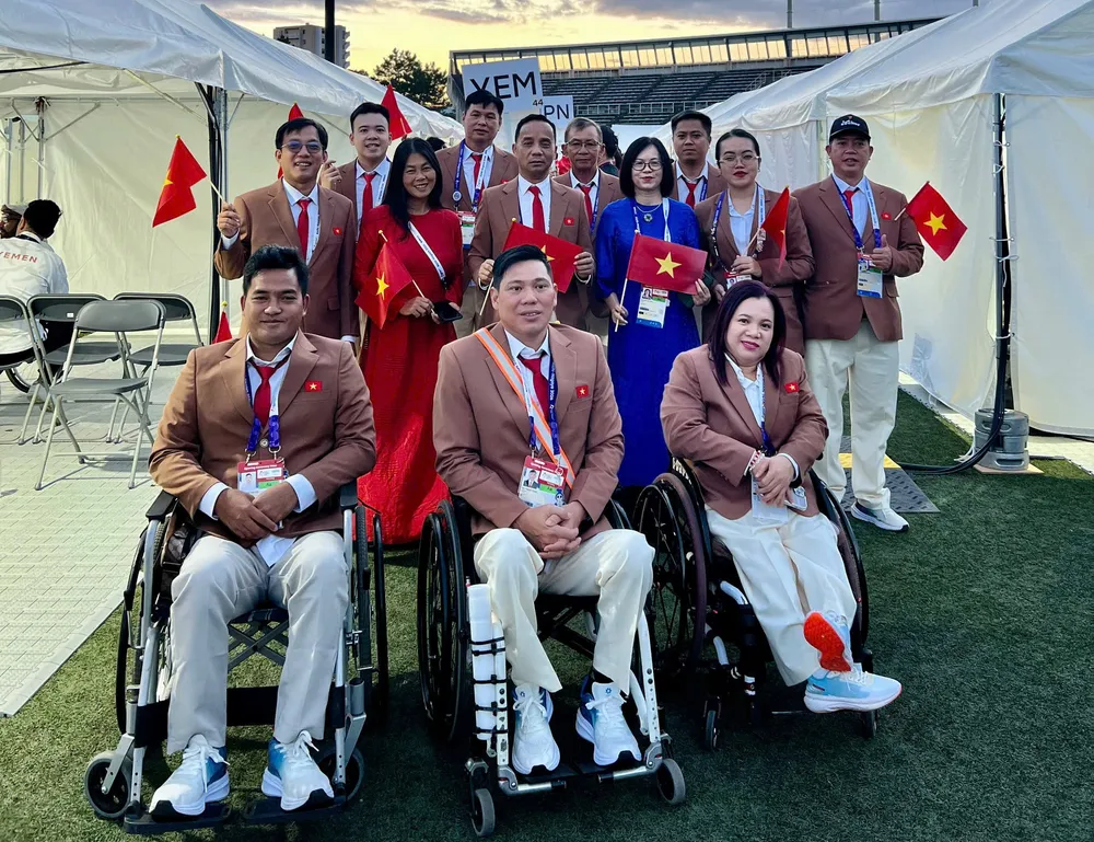 2026年亚洲残疾人运动会圣火点燃梦想（1）