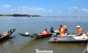 在顺化三江泻湖发现失踪男子遗体