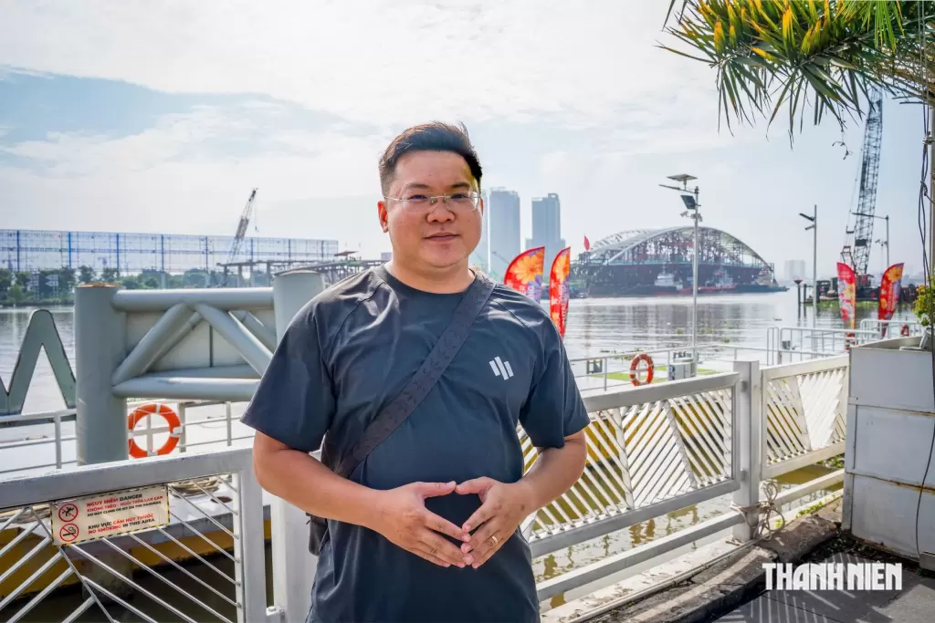 合龙前西贡河步行桥最新图片