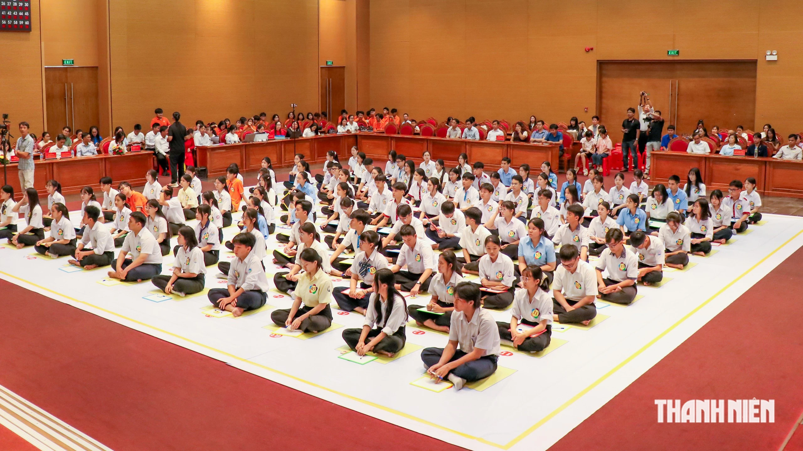 100名嘉莱学生角逐历史文化知识竞赛