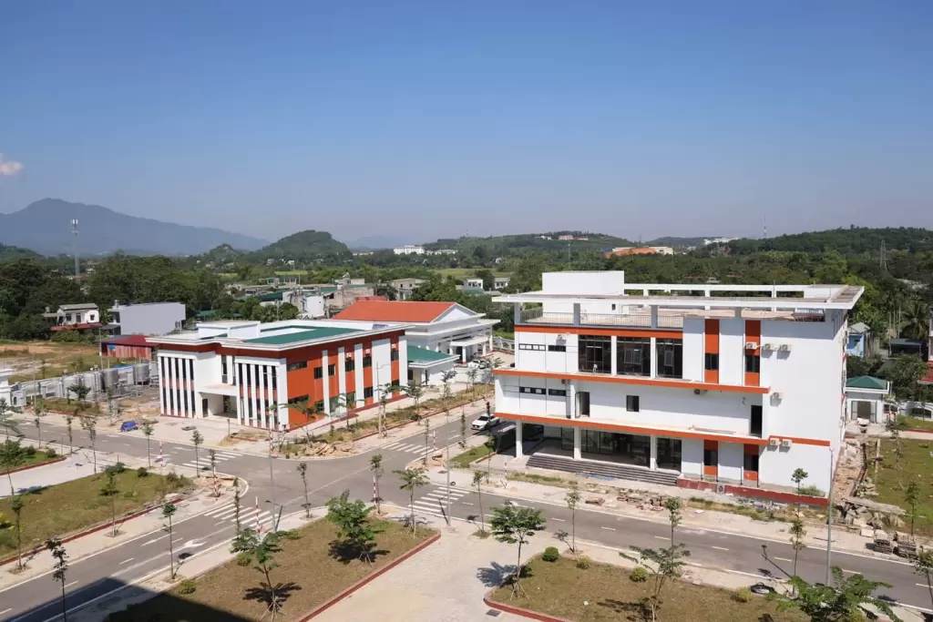 宣光省启动公共投资拨付攻坚，要求资金向可拨付项目集中 · 报道配图