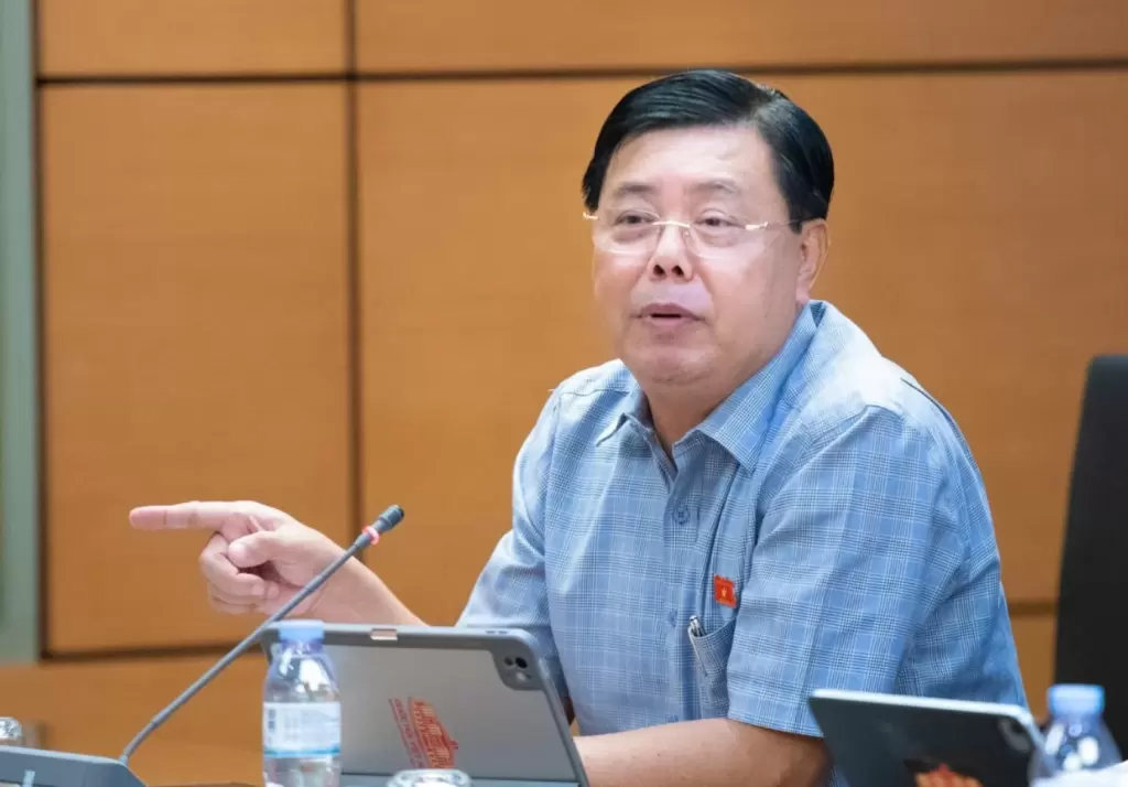 越南内务部:中央不要求各地继续统一合并乡坊 · 报道配图