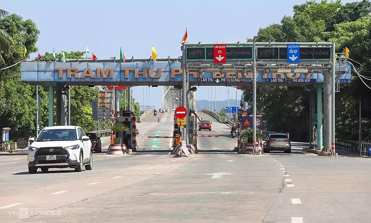 越南暂停Bến Thủy两收费站收费30天以督促修路 · 报道配图