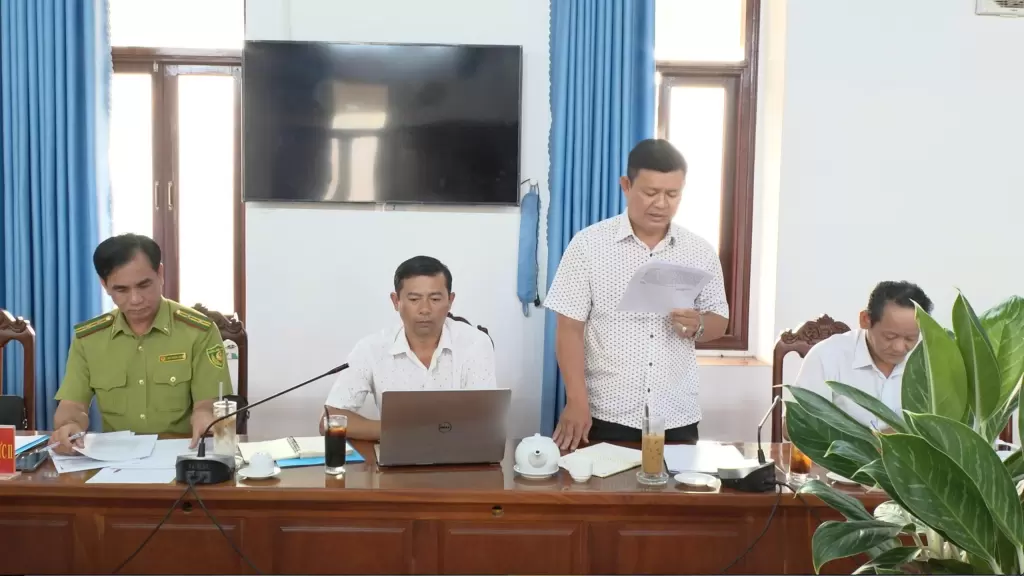 丁文诺要求处理富国林地管理松懈问题