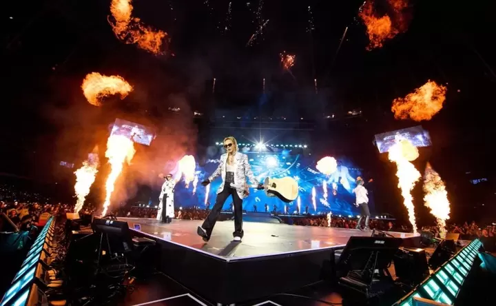 BIGBANG河内两场演出门票售罄,票价100万至1050万越南盾 · 报道配图