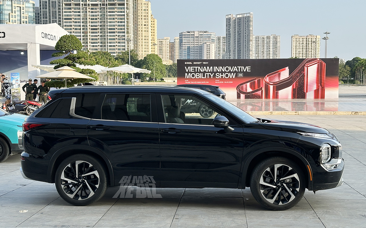 2026款三菱Outlander在越南運輸途中現身