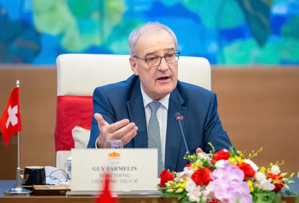 越南国会主席会见瑞士总统，讨论数字资产与能源立法合作 · 报道配图