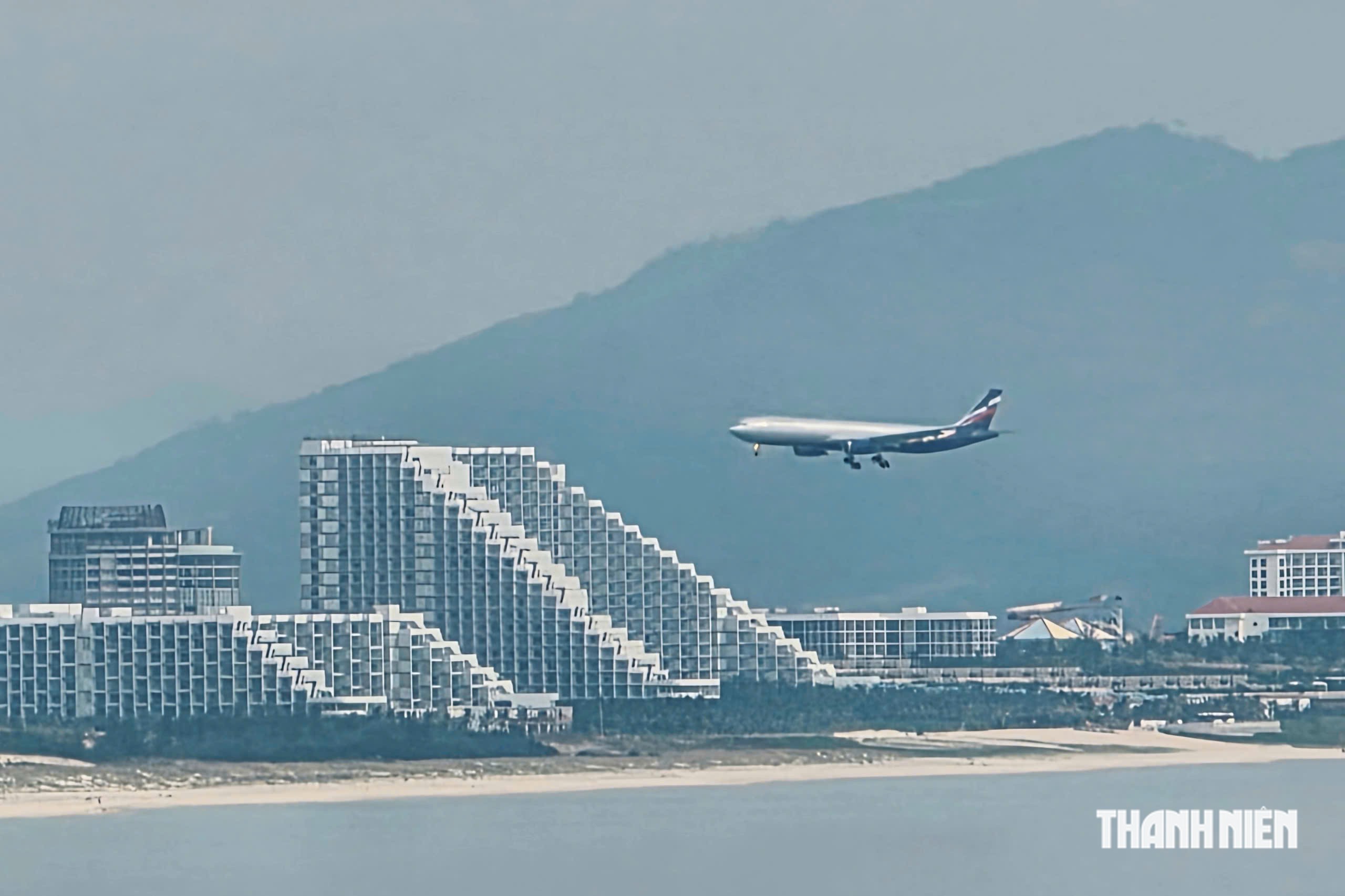 庆和省加强金兰机场周边无人机、风筝、孔明灯管理