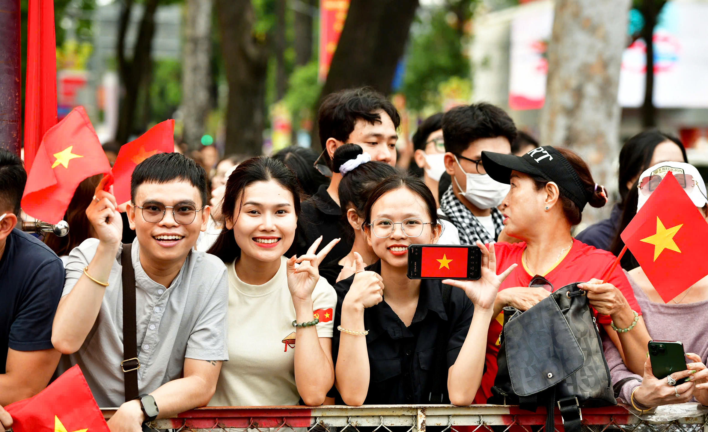 期待国会第九次会议的历史性决策