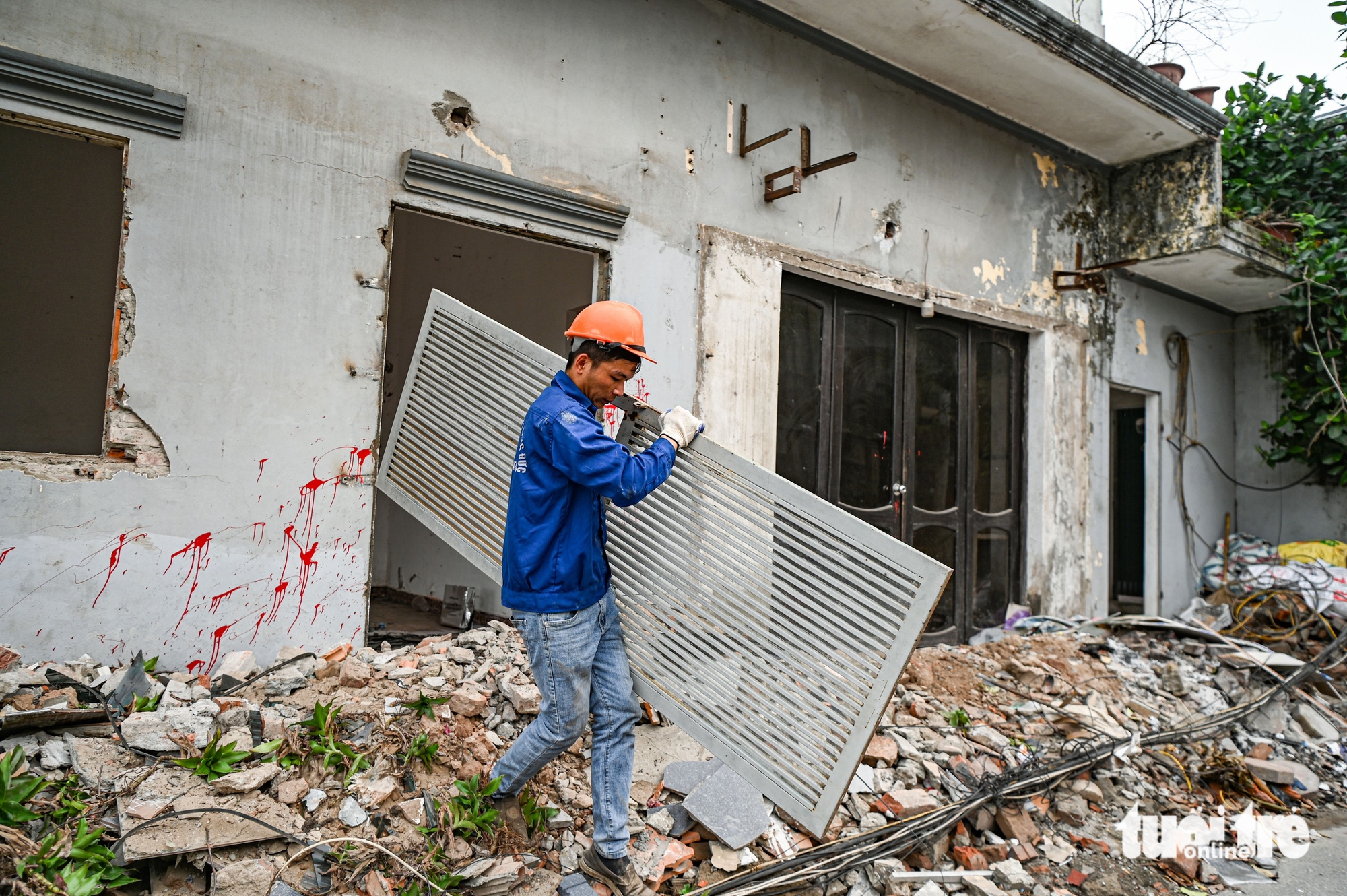 河內居民匆忙搬遷,移交連接三條環線道路擴建項目的土地