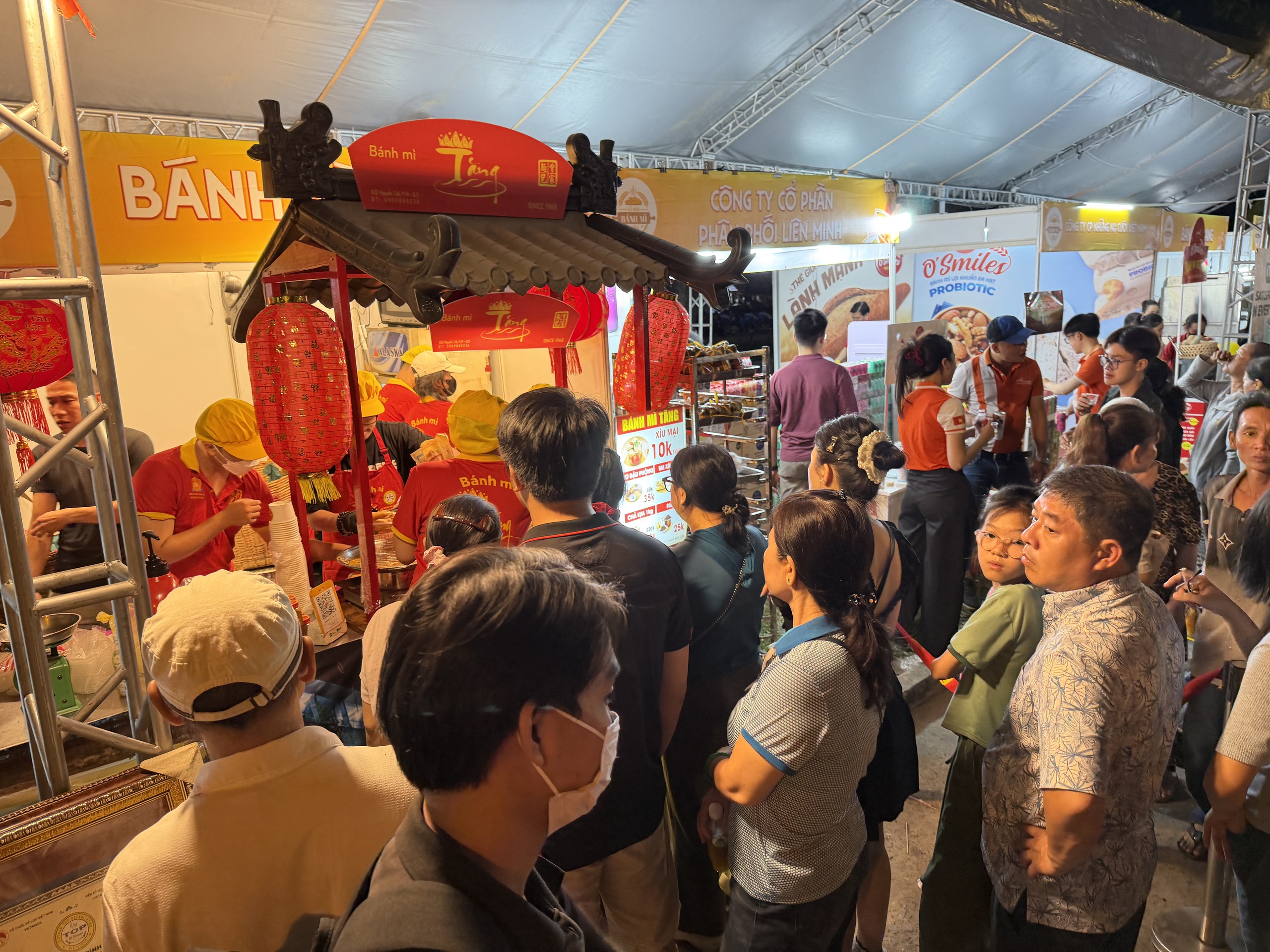 麵包節吸引數千名遊客前來品嚐