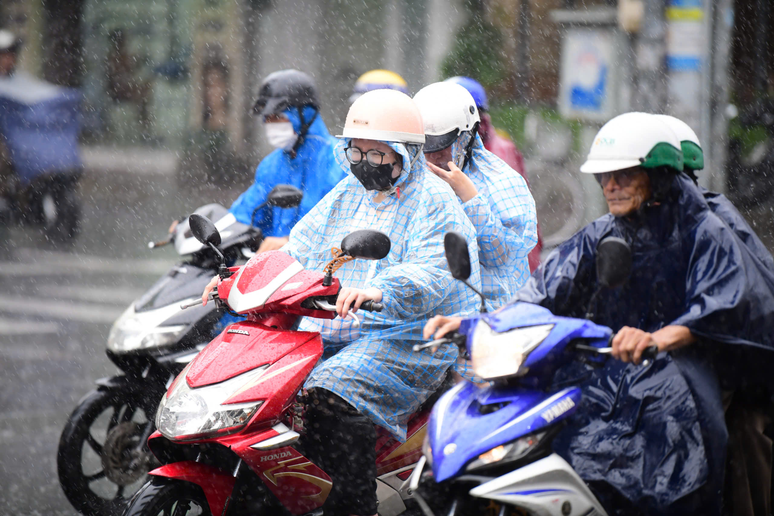 今日天氣 6月3日:全國有陣雨,多地大雨