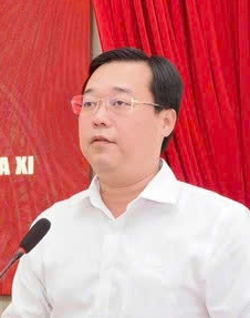 胡志明市市委書記陳留光：我相信今後辦理紅皮書時，民眾無需前往坊級單位
