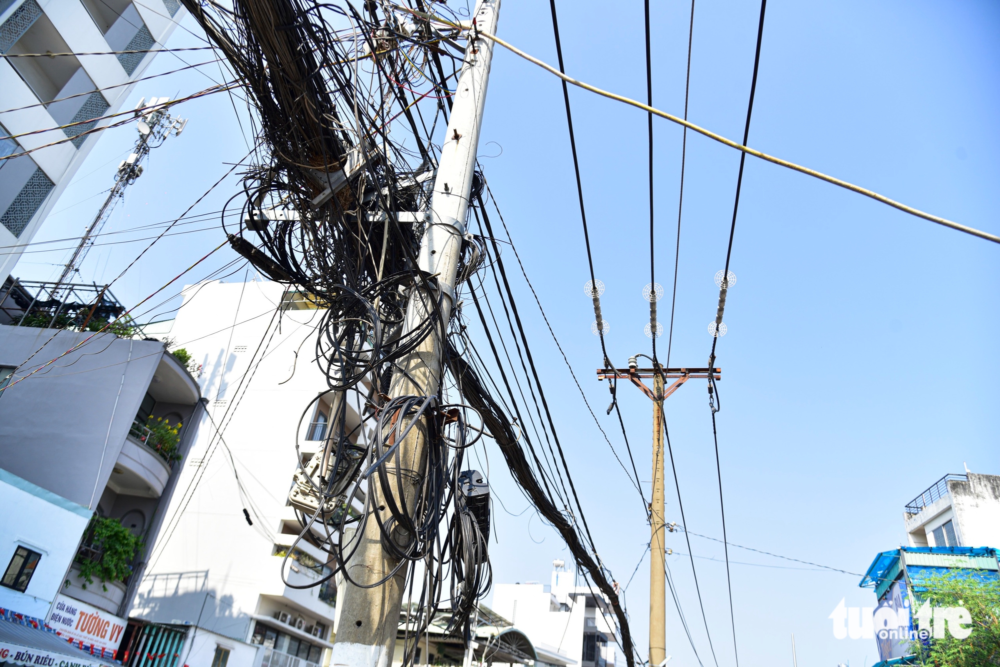 朱文安路已拓寬,電線杆何時搬遷?