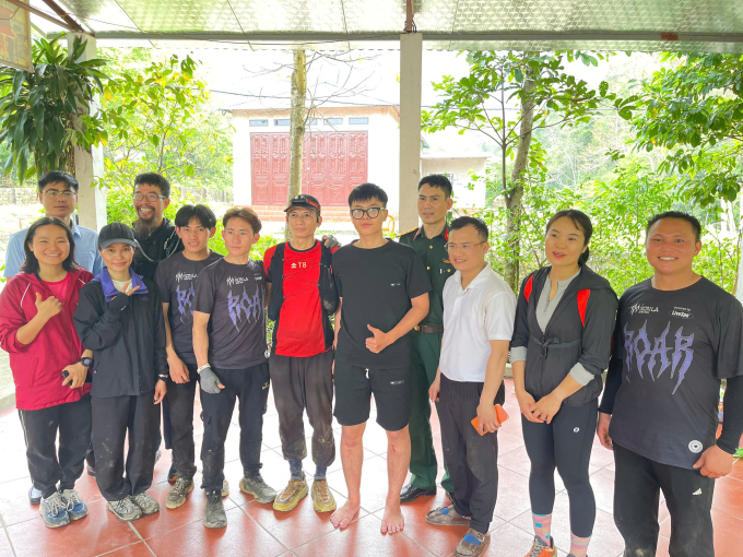 表彰在三島尋找失蹤男生的多名個人