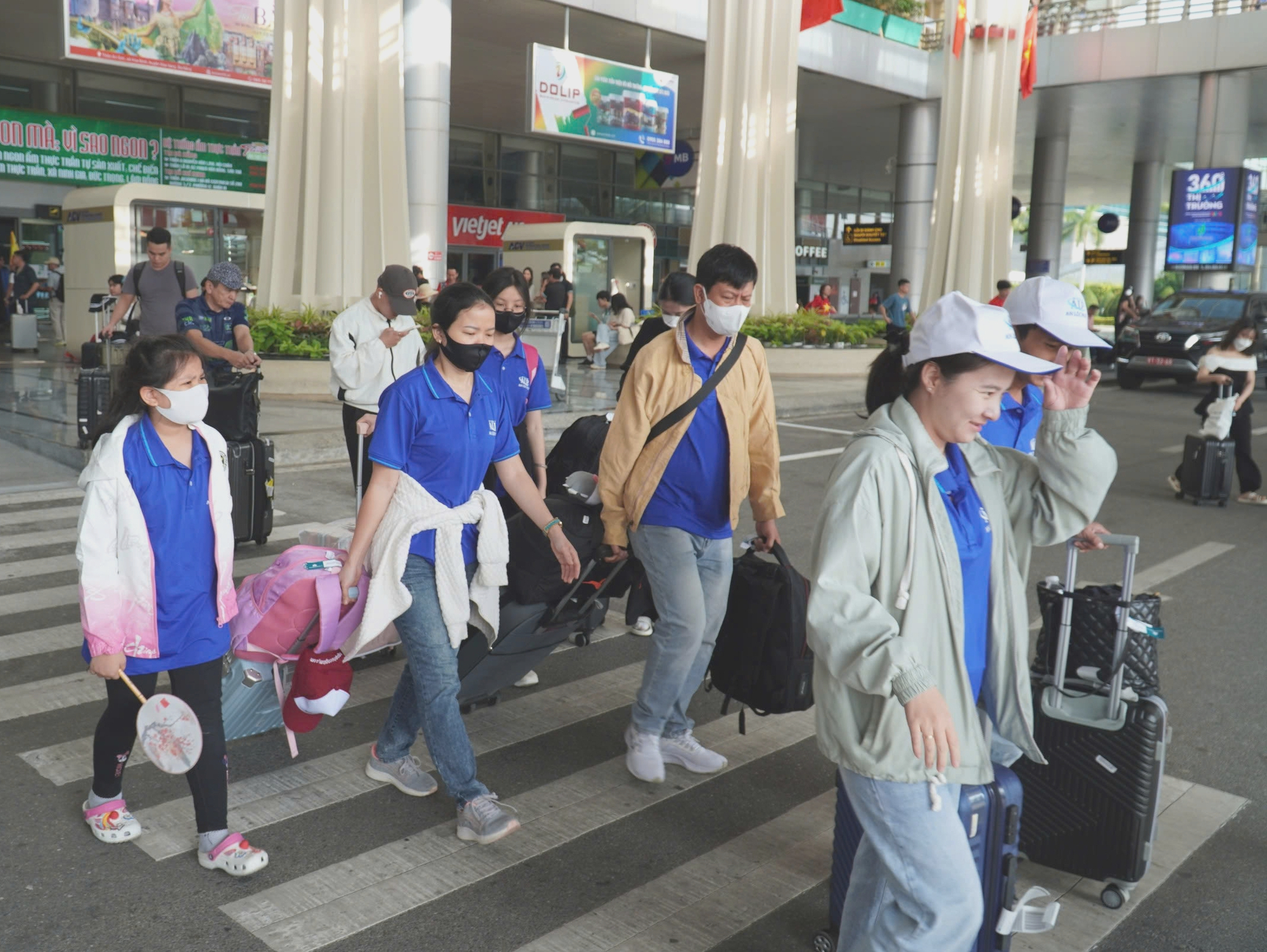 4月30日假期期间，岘港航班激增，国际航线是国内的三倍
