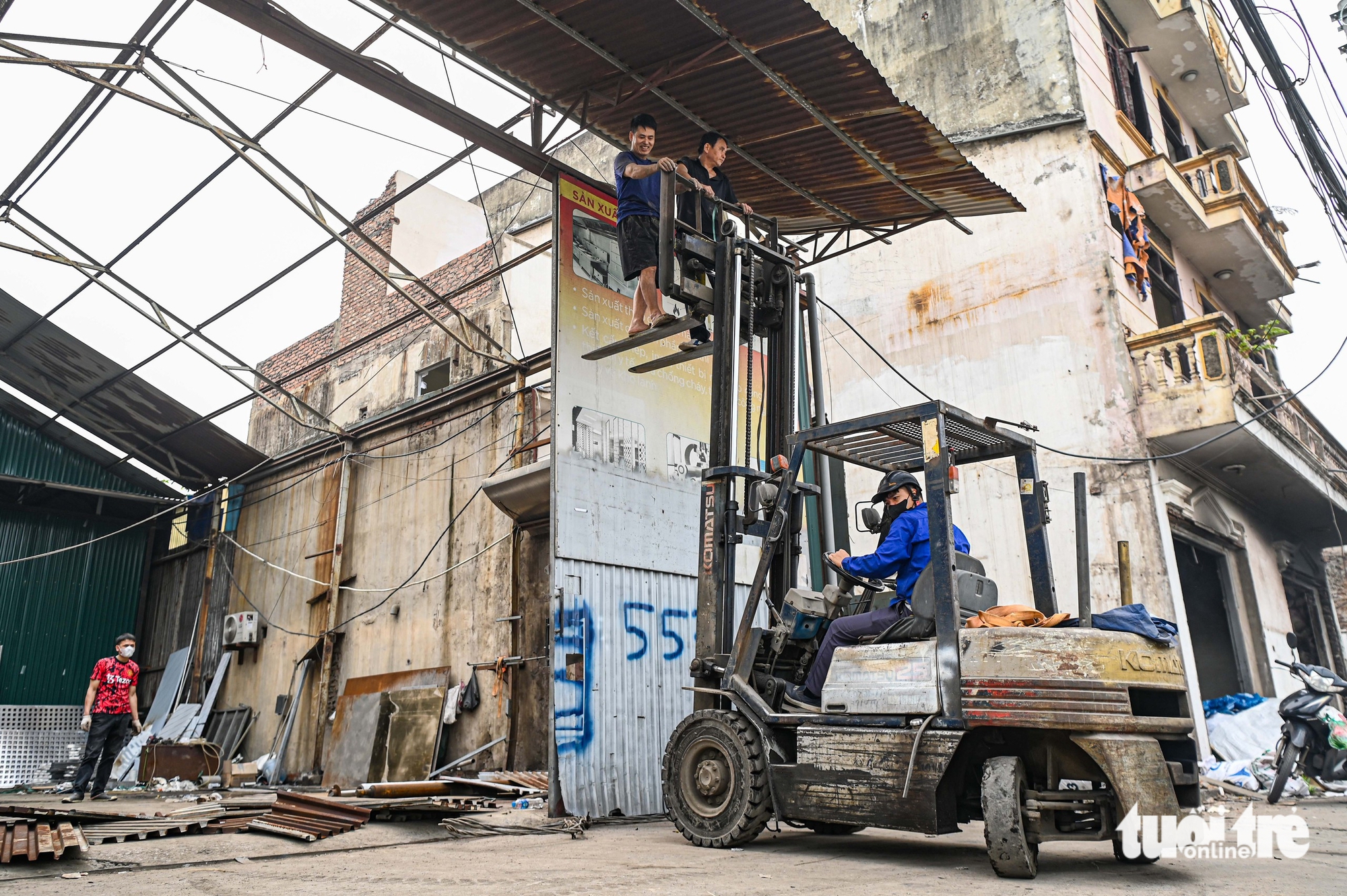 河內居民匆忙搬遷,移交連接三條環線道路擴建項目的土地