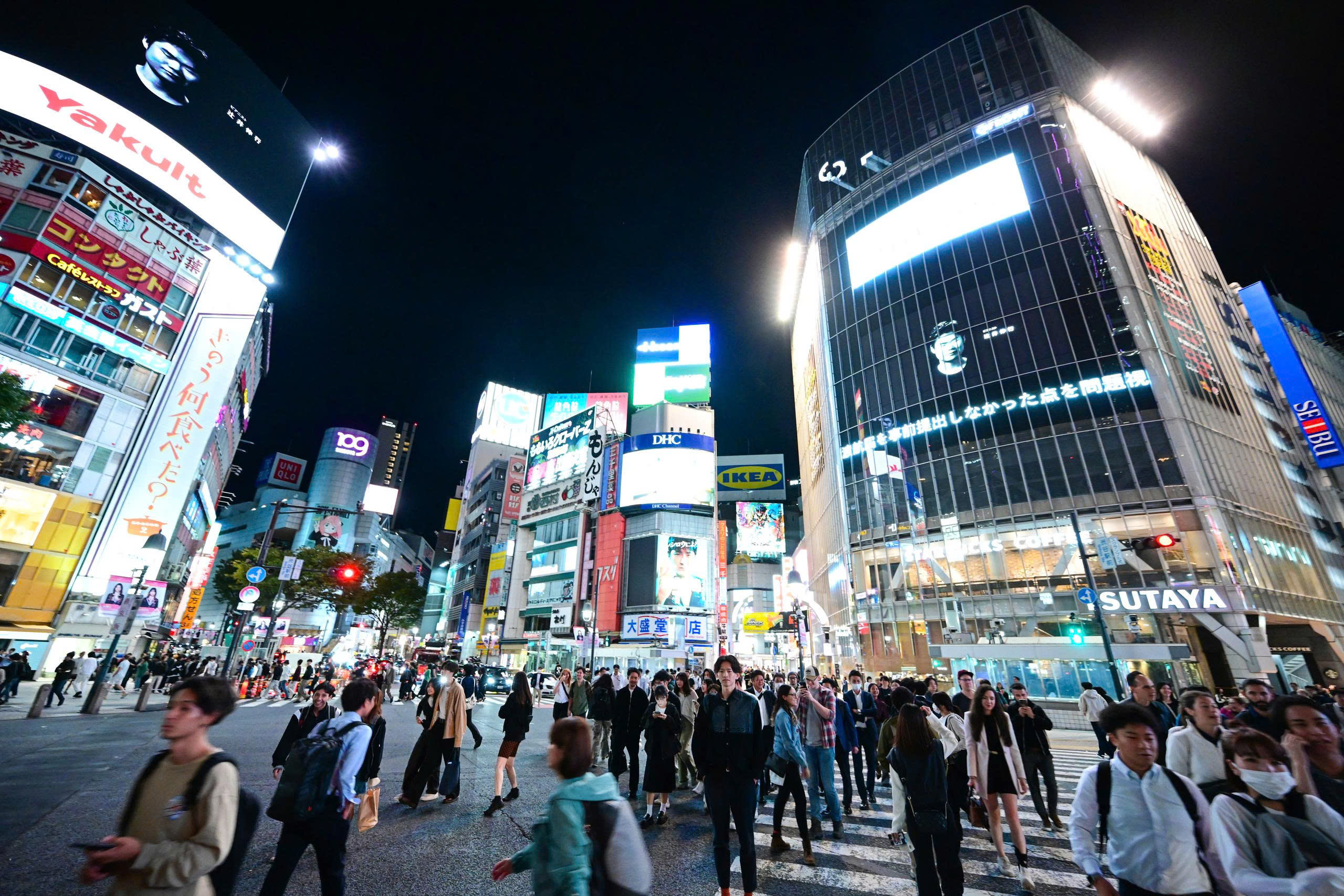 胡志明市的夜間經濟：別再等待