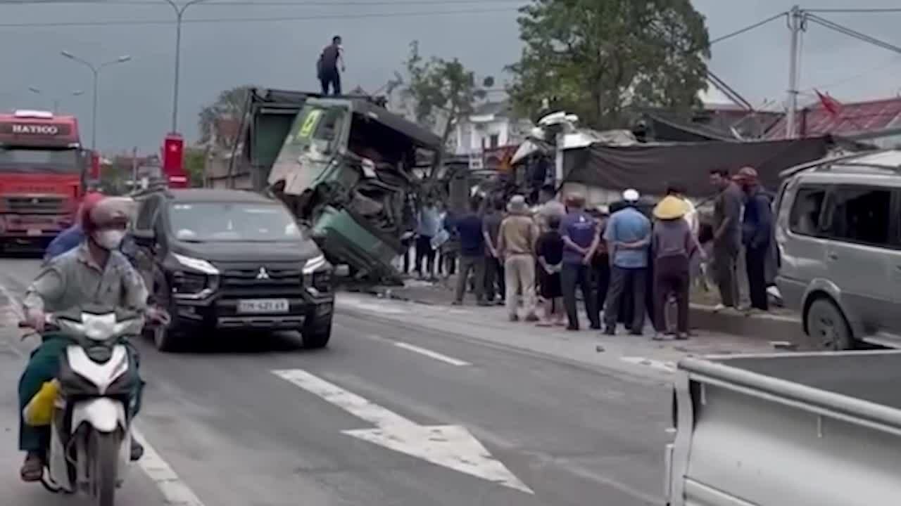 连环车祸，一人死亡