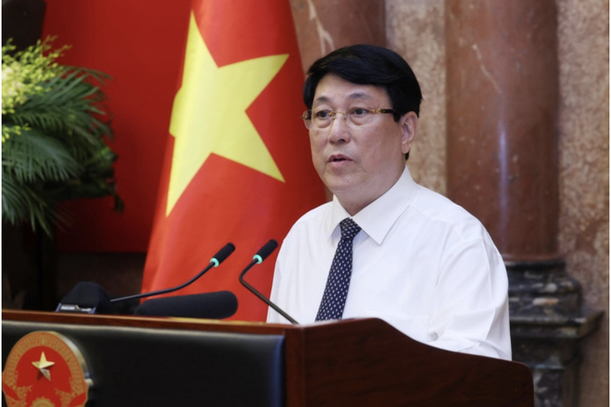 阮黄英、陈廷才、阮勇进被任命为国家主席办公室副主任