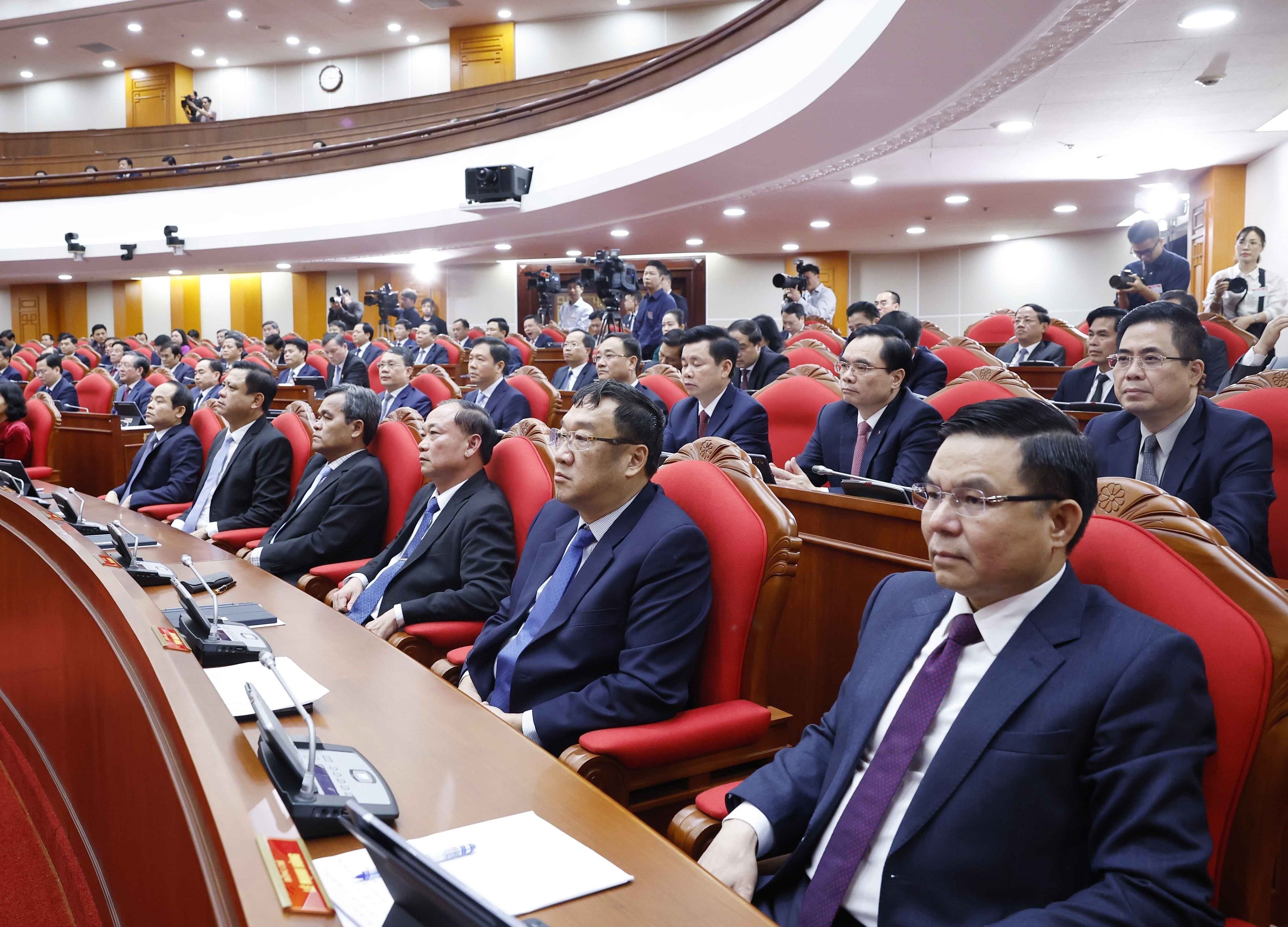 总书记苏林在第十四届中央委员会第二次全体会议闭幕式上的全文讲话