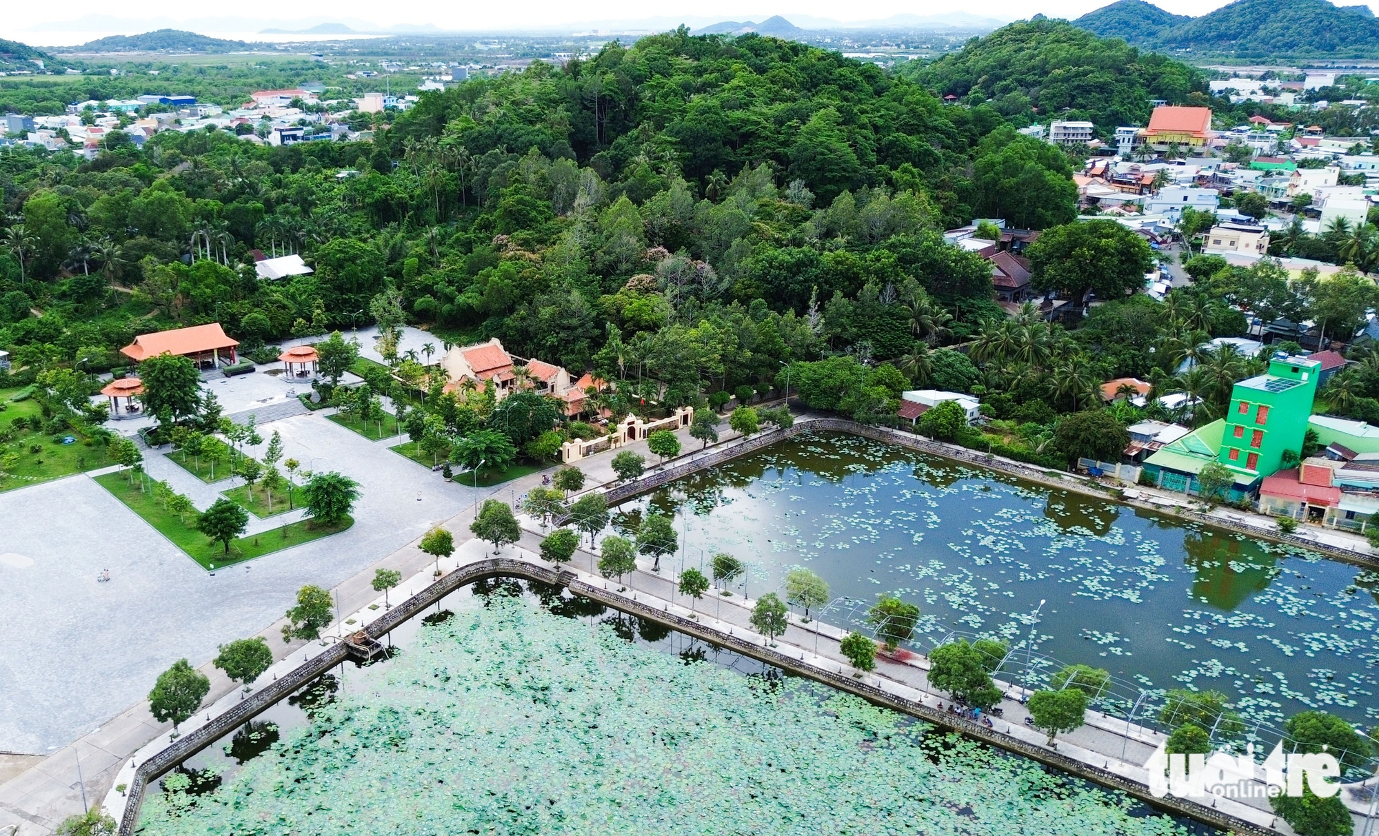 4月30日假期前往河仙,别忘了去‘鹿峙村居’、‘蕉寺晨钟’和‘屏山叠翠’