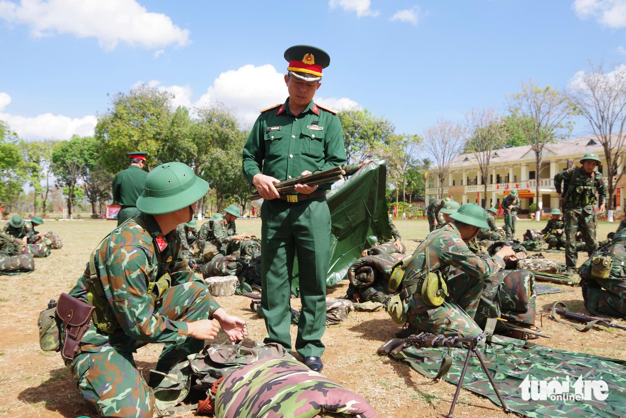 得乐省武装力量同步组织11个提前投票点