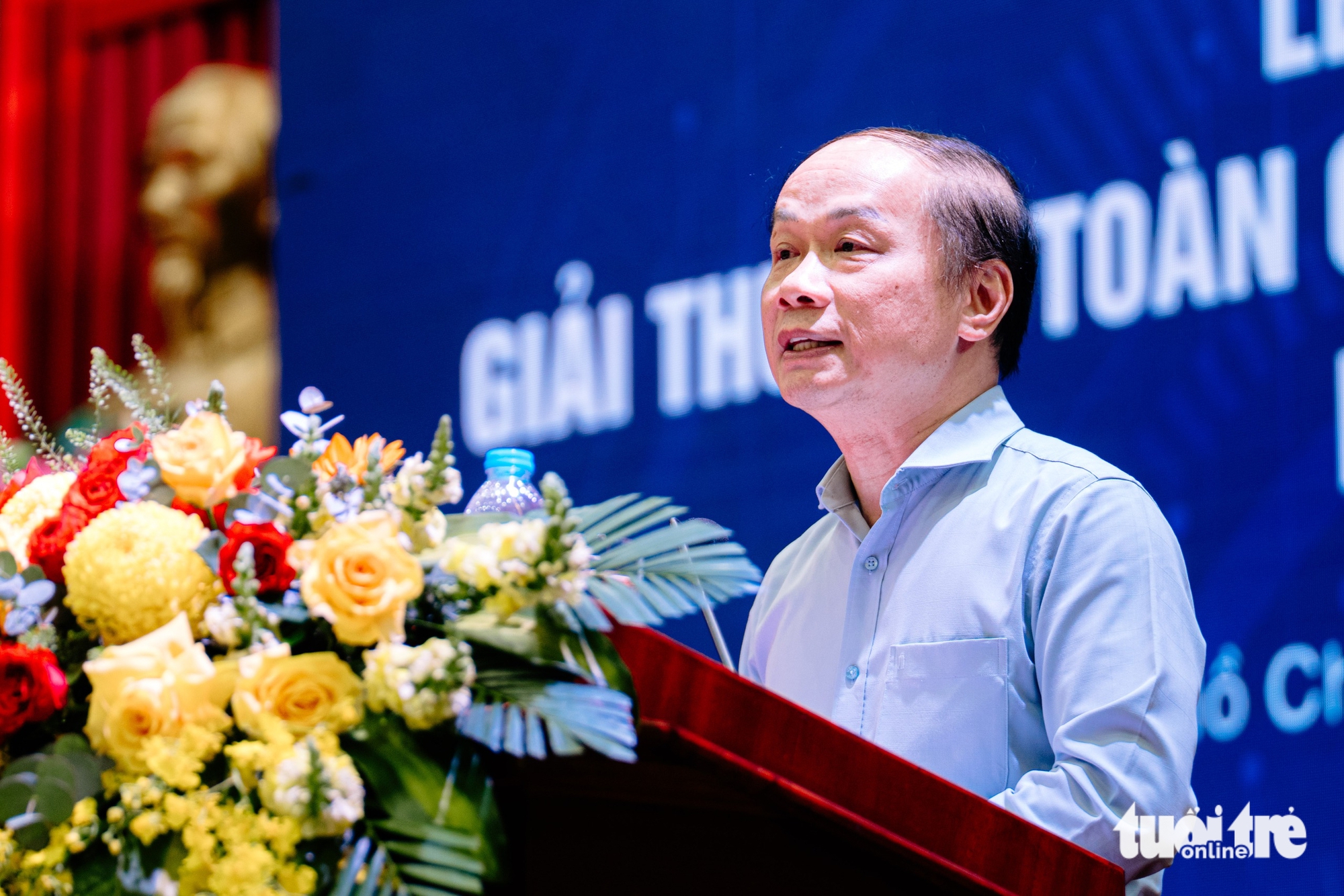 第十二屆全國對外信息獎:傳遞愛國愛民的信息