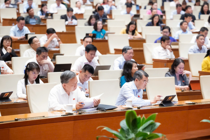 國會召開第二次會議,討論未來五年發展計劃