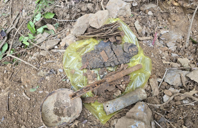 在洞口發現烈士遺骸