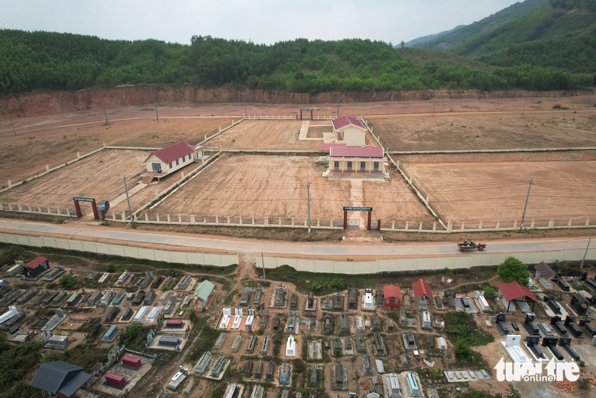 建议调整受益对象以避免超过70亿的安置项目荒废
