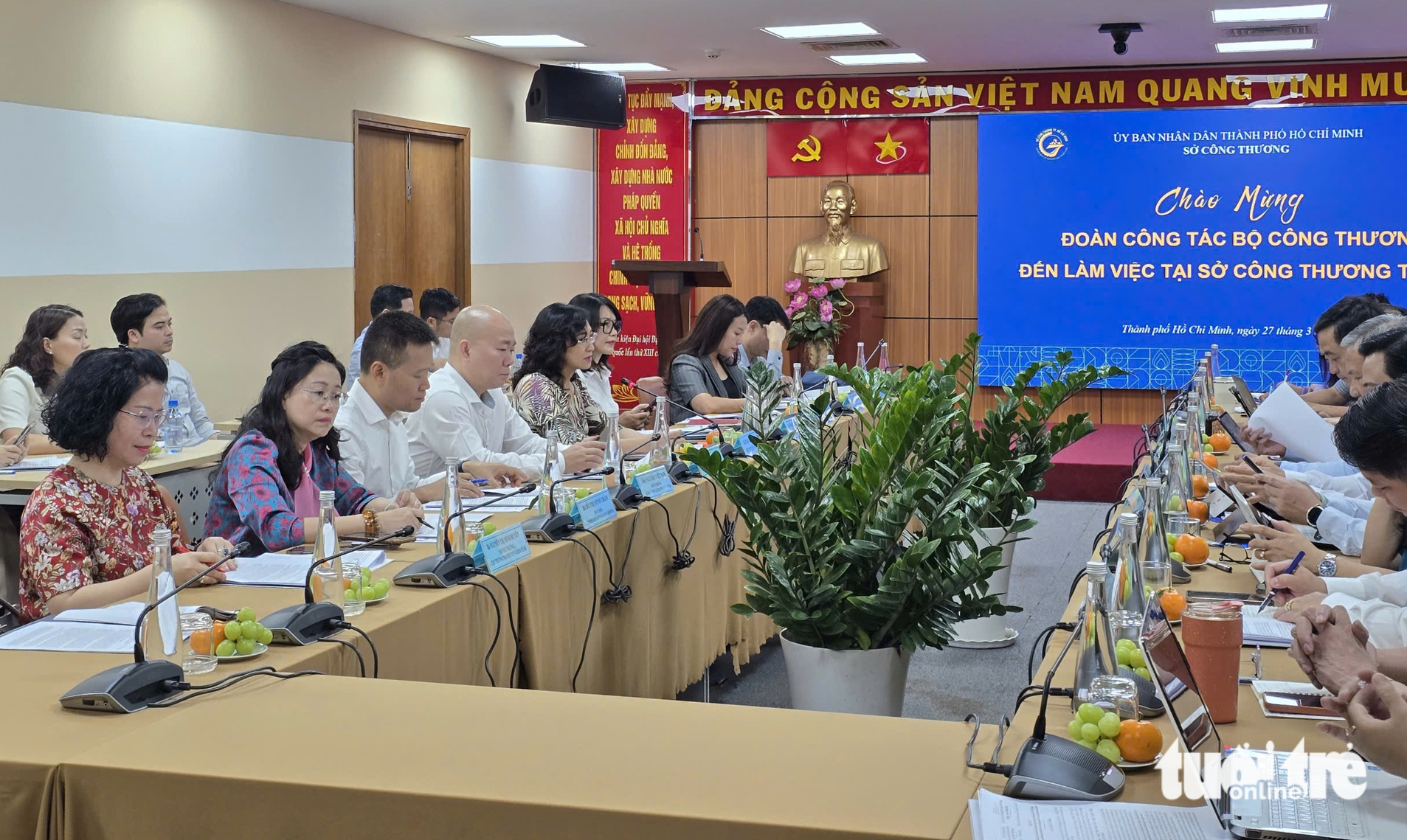 工貿部副部長:若胡志明市一項經濟指標未達標,全國將受影響