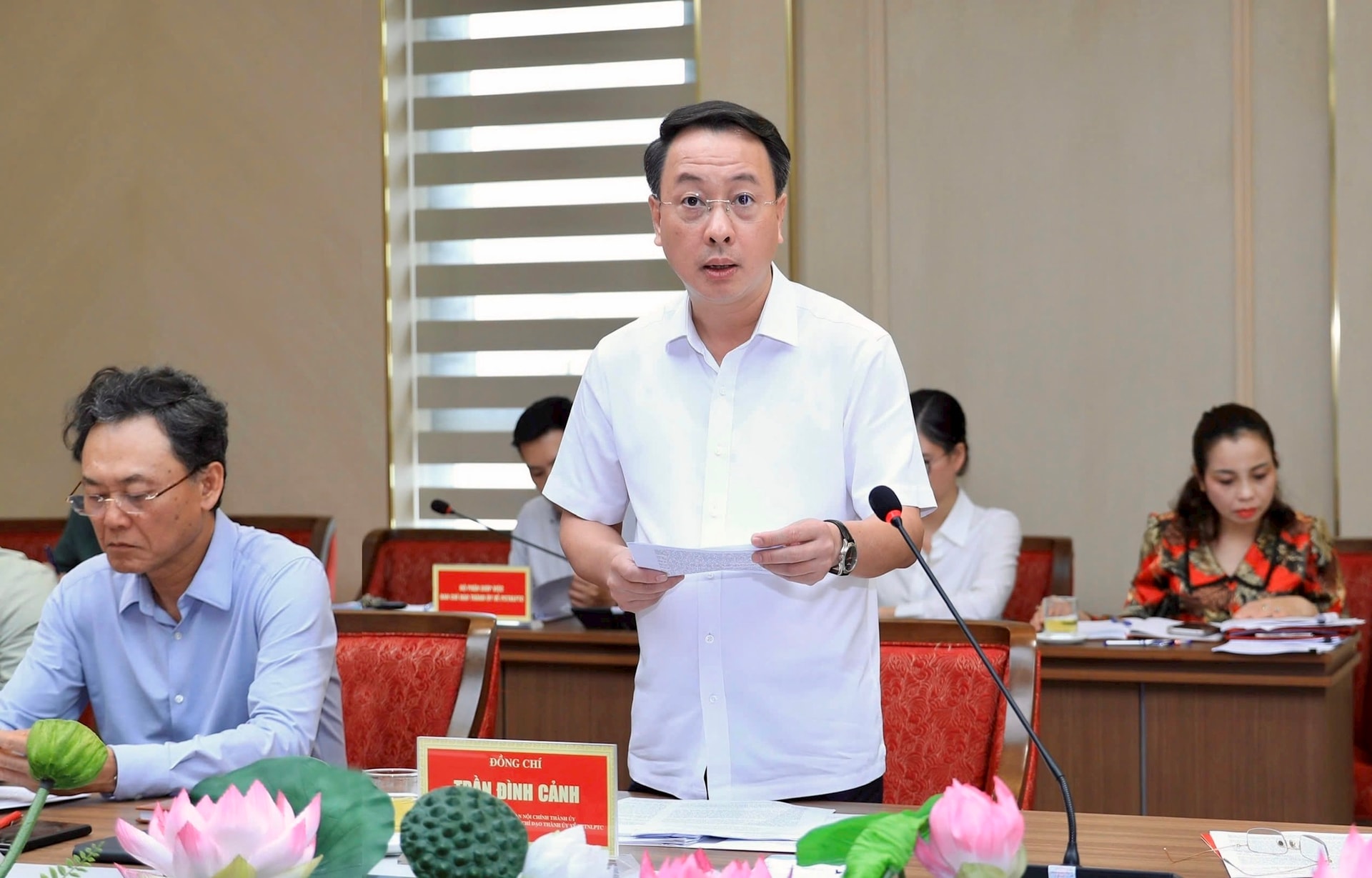 河內市委書記要求嚴密監督正在實施的大型項目以防腐敗