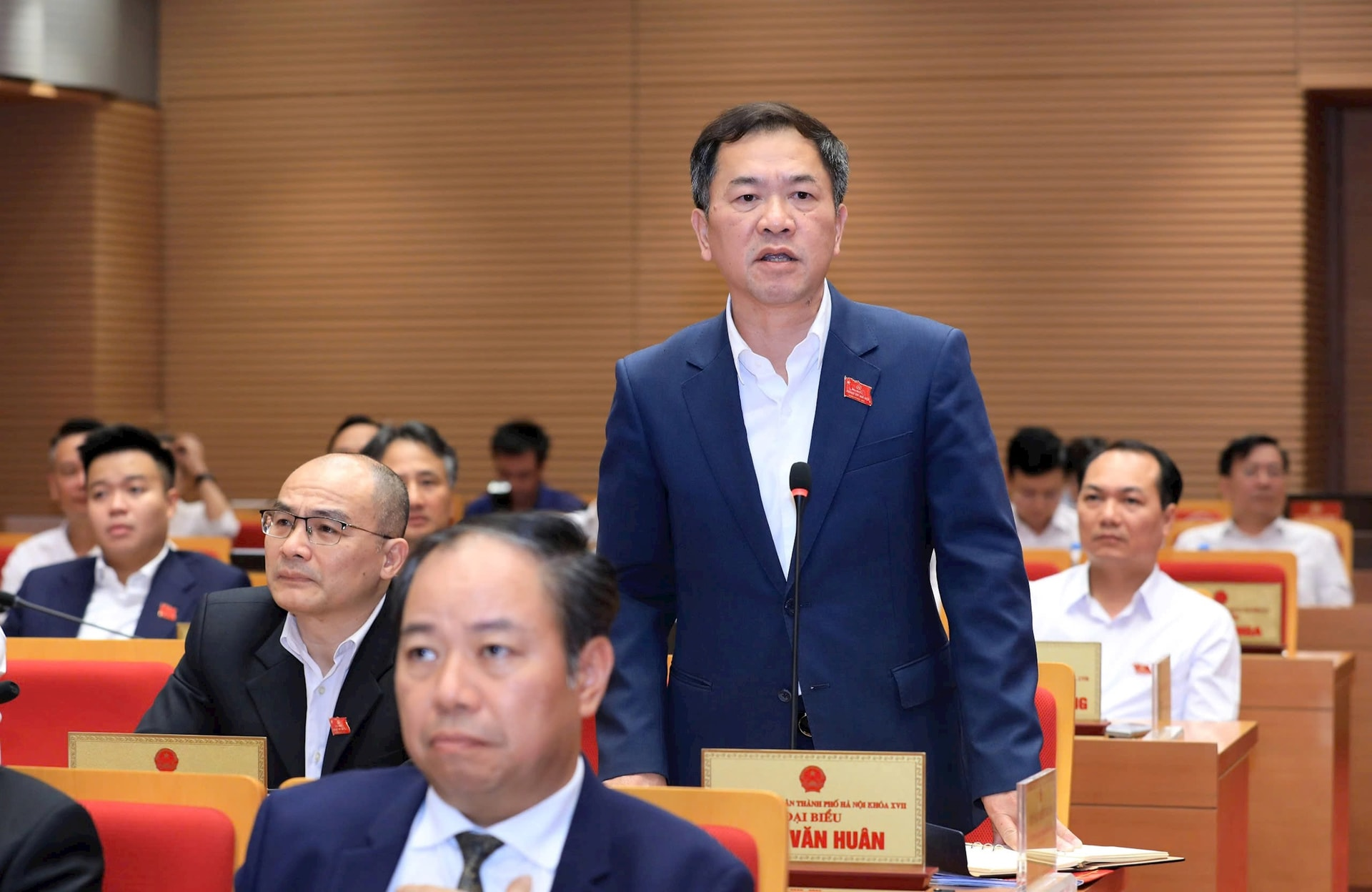 河內領導人解釋在應和建設第二機場的原因
