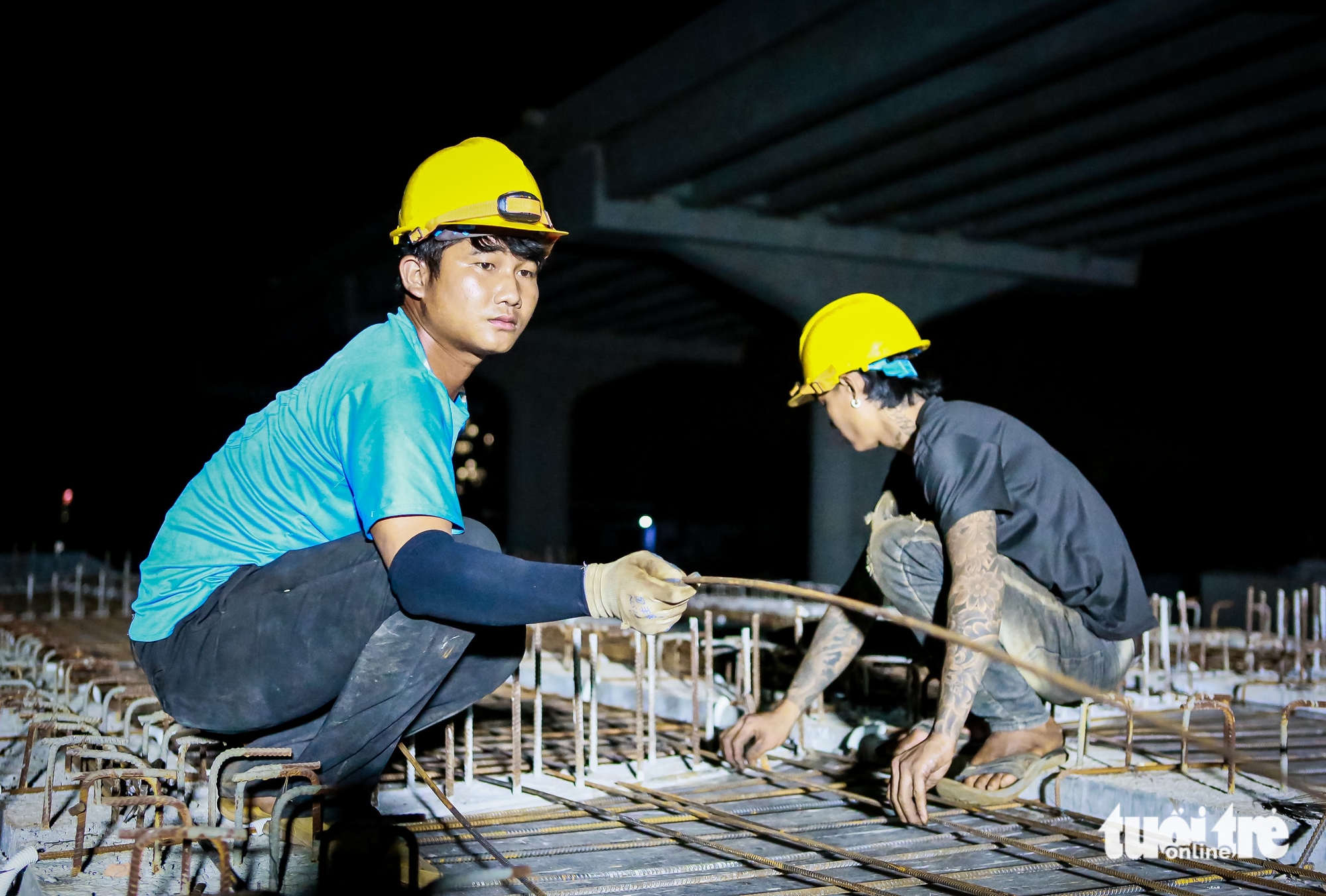 胡志明市三環路工地日夜施工:14.7公里高架橋已清晰可見