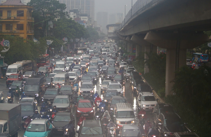 冷空氣導致多地降雨和雷暴