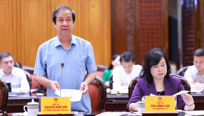 总理：早日为儿童提供免费医疗服务