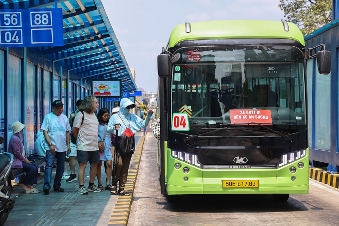 胡志明市公交車免費票的三種方案