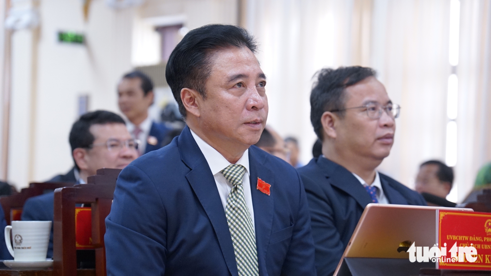阮克全先生再次當選順化市人民委員會主席