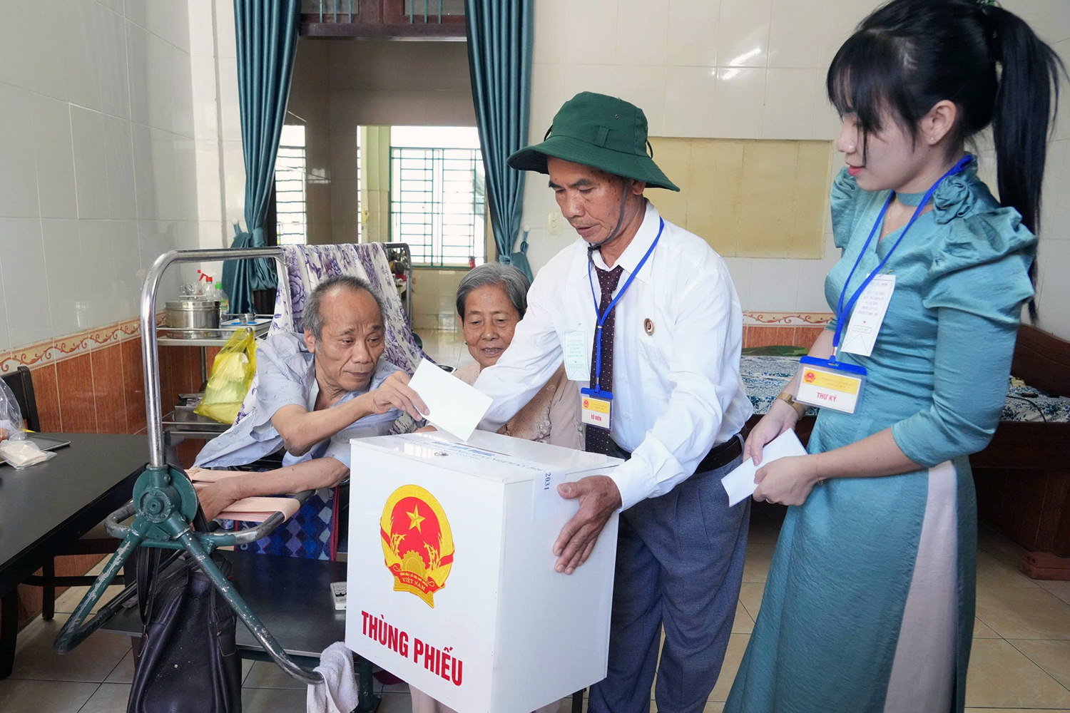 龍地療養中心的特殊選民行使選舉權