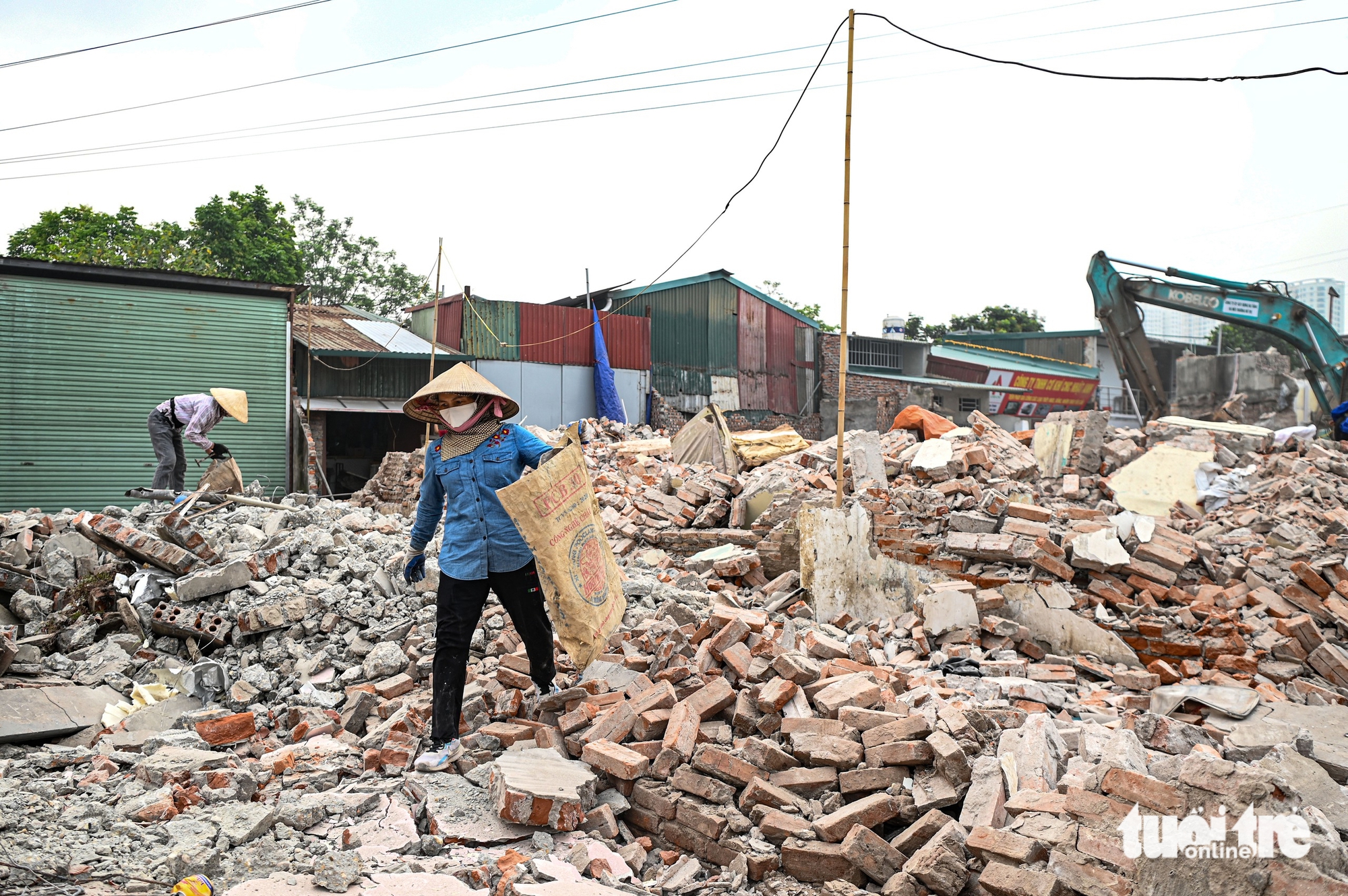 河內居民匆忙搬遷,移交連接三條環線道路擴建項目的土地