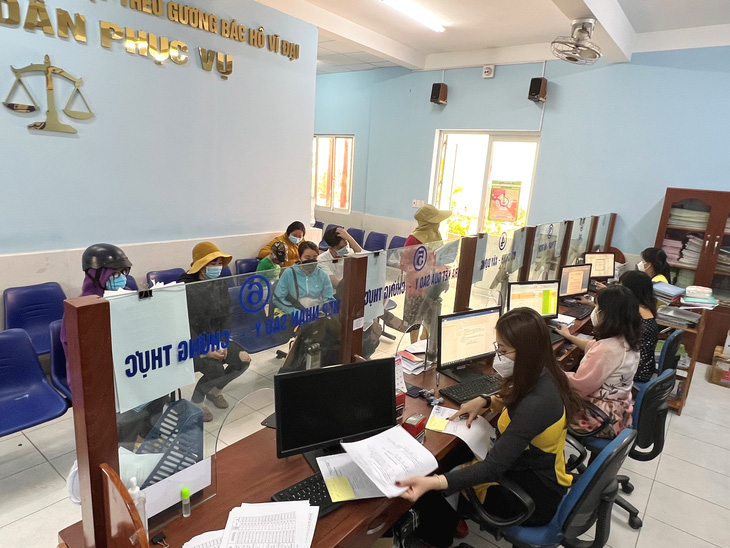胡志明市市委常任委员可在具有发展动力作用的乡担任书记