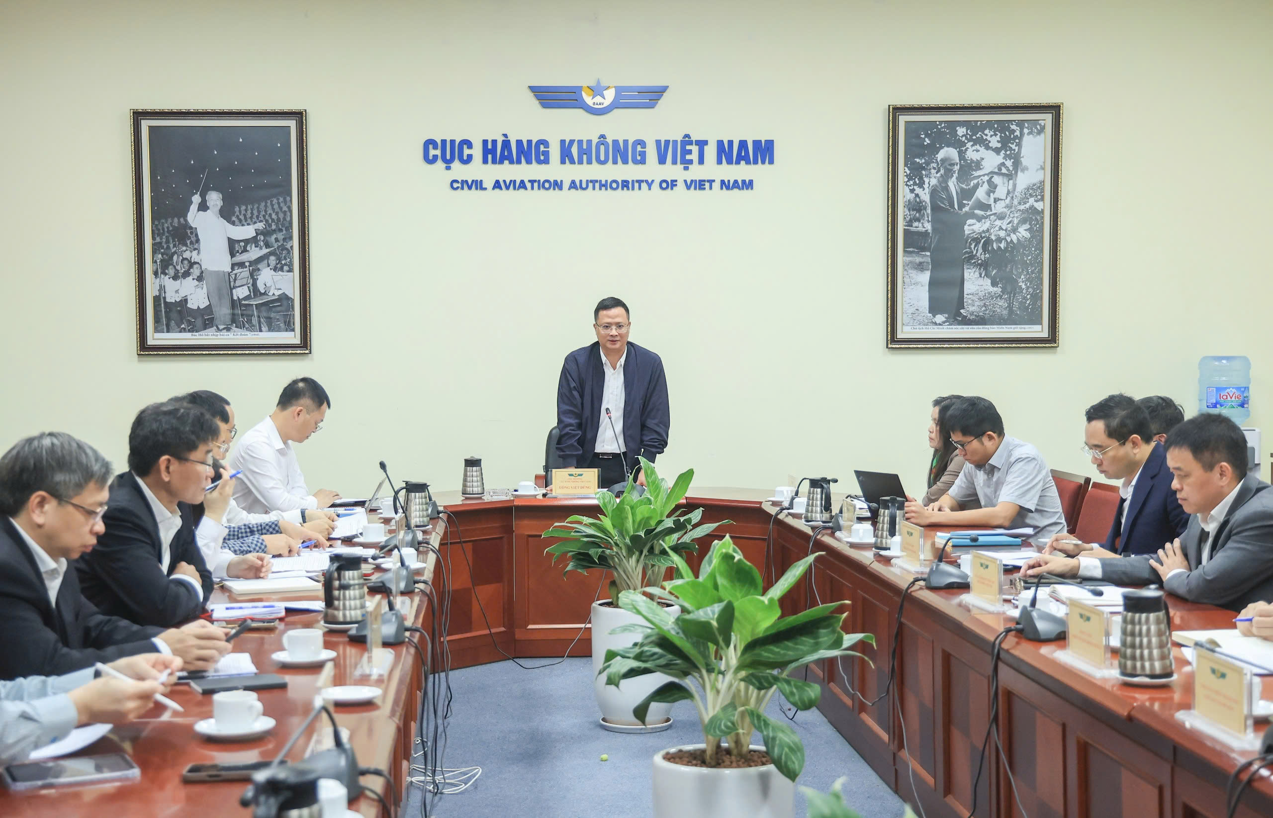 越南航空業召開會議應對航空燃料危機